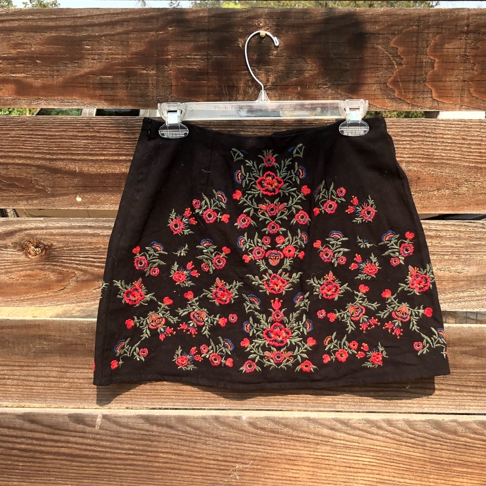 ***SOLD***Black floral skirt